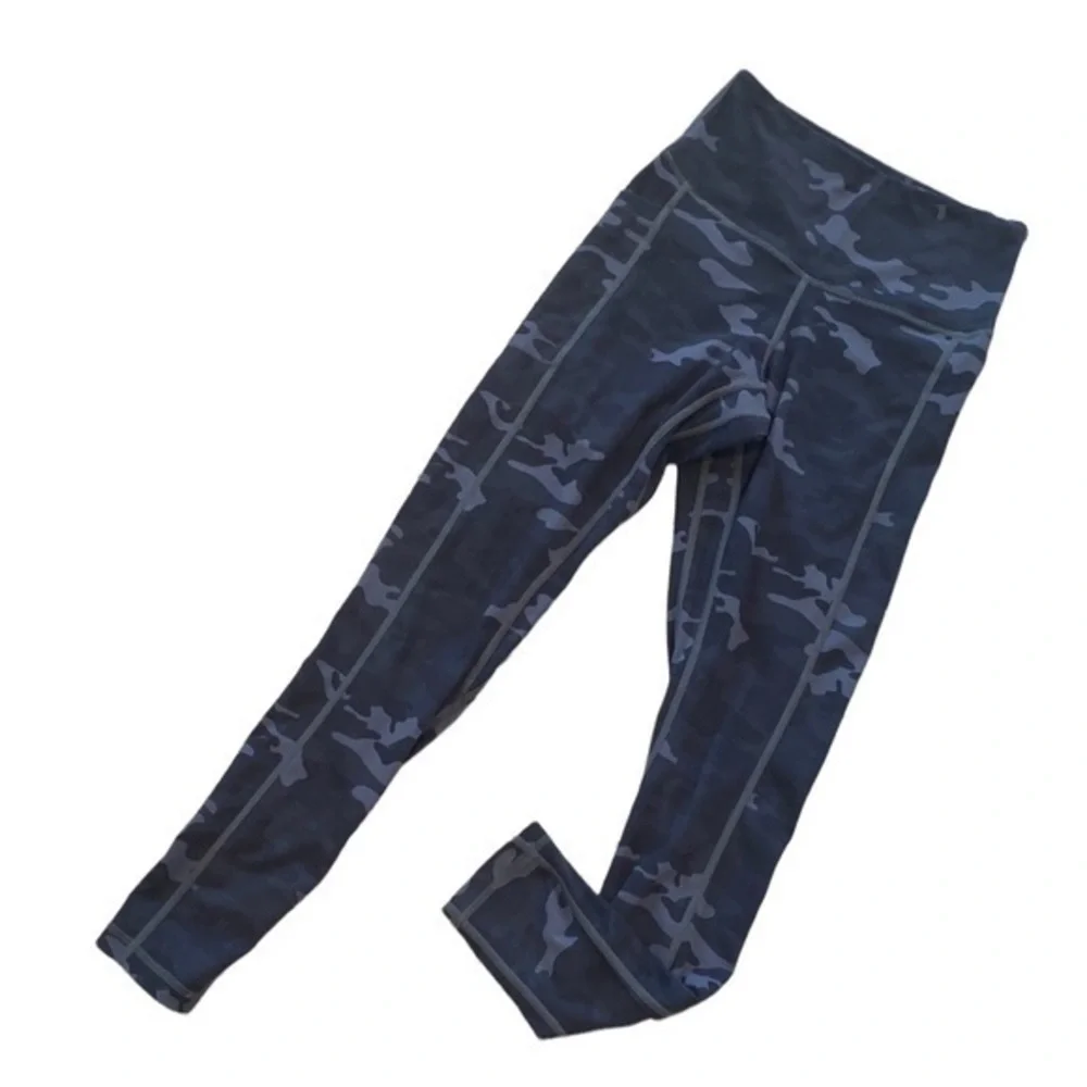 Fety size XS camo legging work out pants